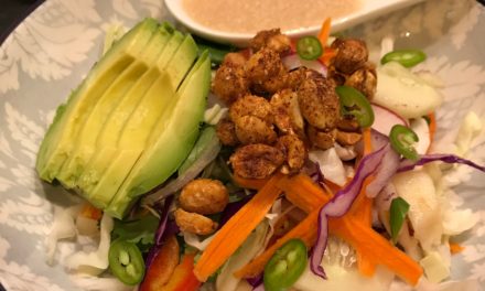 Asian Salad with Spicy peanuts