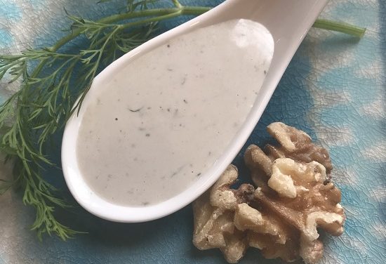 Walnut – dill salad dressing