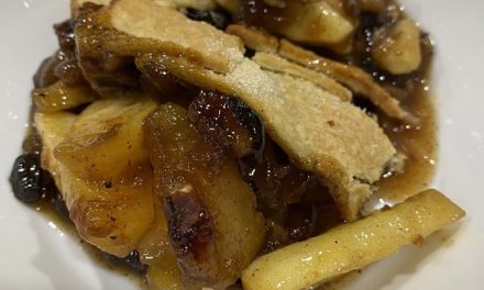 Mince meat, apple-pecan pie
