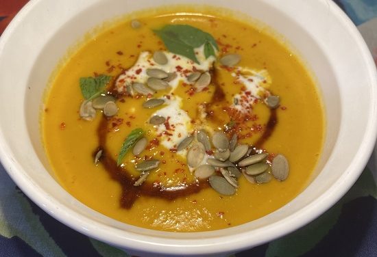 Pumpkin ginger curry soup